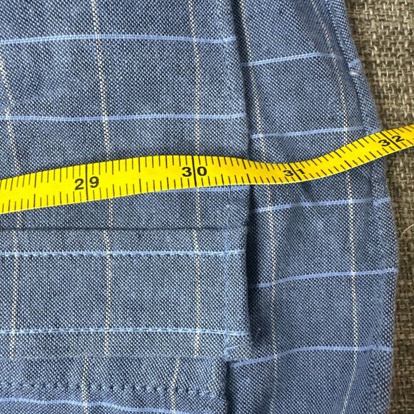 Van Heusen Men Button Down Shirt Medium (15-15 1/2) Blue White Dress Casual - Picture 6 of 6